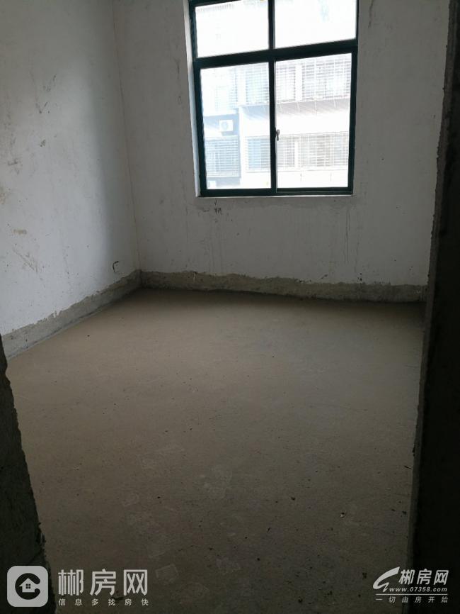 郴州青年大道水榭华庭毛坯新房出售-郴州二手