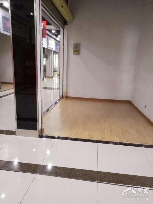 (出售)郴州新汽车总站旁华泰城商业街卖场12平